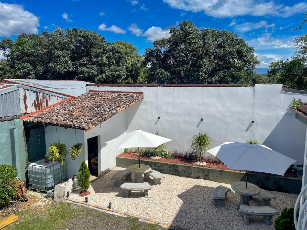 Zeus Guesthouse -Free Sjo Airport Shuttle La Garita (Alajuela) Exterior foto